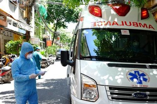 TPHCM thông tin về ca mắc COVID-19 trẻ tuổi đang phải chạy ECMO
