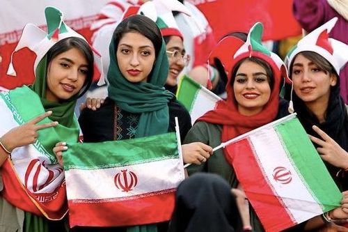 Tự ý đăng ảnh phụ nữ Iran lên mạng, người đàn ông Trung Quốc bị bắt