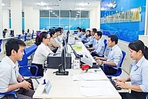 Bộ Nội vụ đề xuất bỏ quy định bắt buộc về chứng chỉ ngoại ngữ, tin học