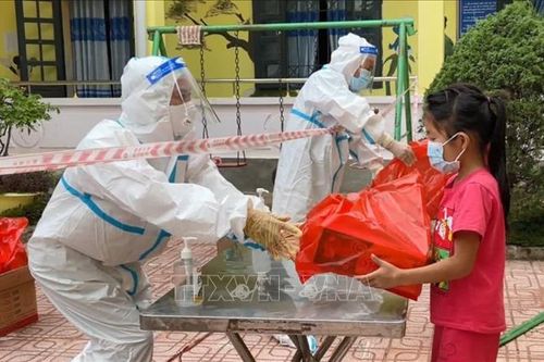 Tết Thiếu nhi ấm áp trong 'tâm dịch' Nậm Pồ, Điện Biên