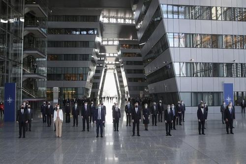NATO hạn chế di chuyển của đại biểu Belarus tại trụ sở
