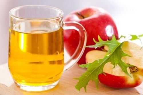 Tại sao bạn uống giấm táo lại giúp giảm cân?