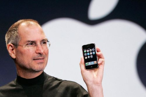 Dùng iPhone bao lâu, giờ tôi mới biết chữ i trong tên gọi nghĩa là gì