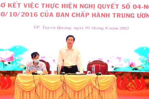 Thành ủy Tuyên Quang sơ kết thực hiện Nghị quyết số 04-NQ/TW