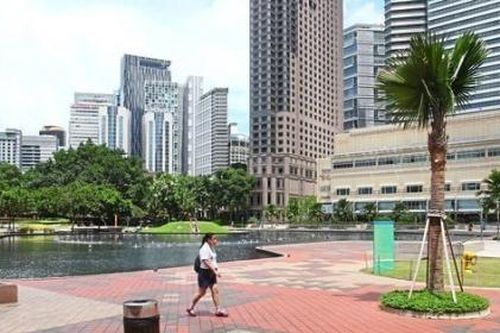 Malaysia bổ sung gần 10 tỉ USD trước ngày phong tỏa toàn quốc