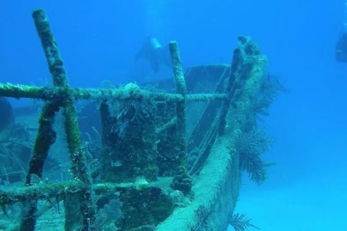 Tìm thấy 'bản sao' của Titanic mất tích hơn 100 năm