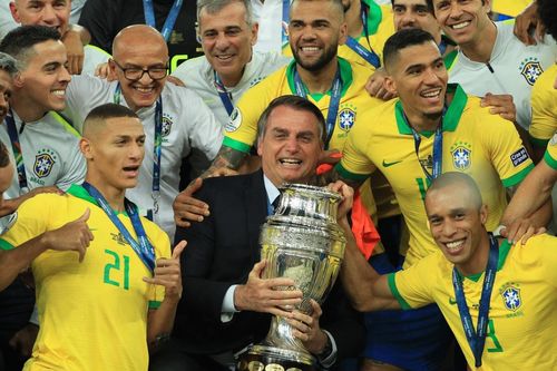 Chuyên gia Brazil: Tổ chức Copa America là xúc phạm những người chết vì COVID-19
