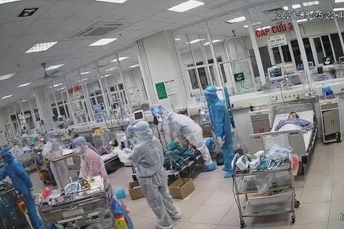 11 bệnh nhân COVID-19 nặng, 'siêu nặng' được cứu sống thần kỳ tại Bệnh viện Bệnh Nhiệt đới TW