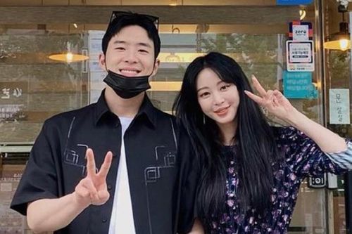 Bạn trai của Han Ye Seul bị tố từng làm trai bao