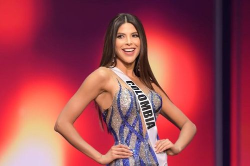 Người đẹp Colombia tố bị đại diện Chile đốt váy ở Miss Universe