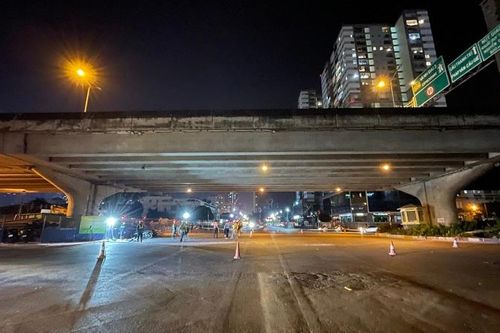 Chính thức đóng nút giao Tố Hữu - Lê Văn Lương phục vụ thi công hầm chui giao với Vành đai 3