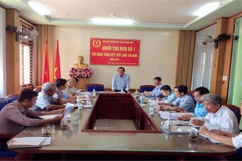 Viên chức có quyền kiến nghị quyết định xếp loại thi đua
