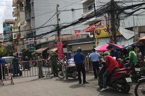 Triển khai quy trình khai báo y tế điện tử cho người dân ra, vào quận Gò Vấp