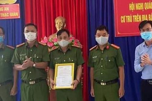 Khen thưởng thành tích chống tội phạm
