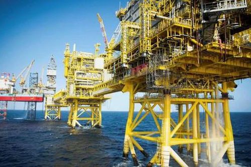 OPEC + đồng ý tăng dần nguồn cung, giá dầu hồi phục