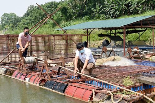 Nuôi cá lồng bè mùa mưa lũ: Không để 'mất bò mới lo làm chuồng'