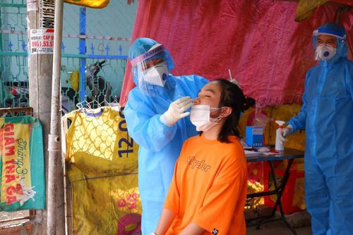 2 ca liên quan quán bánh canh O Thanh nghi mắc COVID-19 sau nhiều lần âm tính