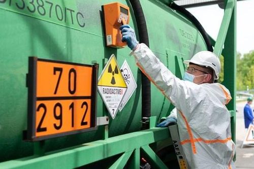 Đức chấm dứt sản xuất chất phóng xạ urani