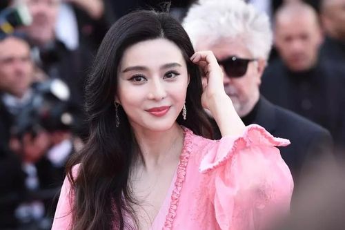 Phạm Băng Băng và những sao nữ nghĩ thế nào về lòng biết ơn?