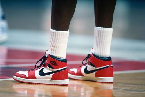 Bộ giày Air Jordan 1-14 hiếm lần đầu được bán đấu giá