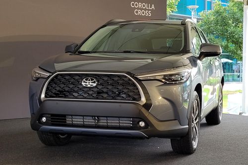 Toyota Corolla Cross tại Mỹ không có động cơ hybrid