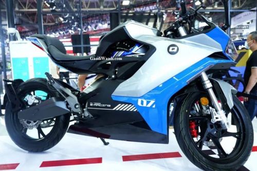 QJ7000D được ra mắt, mẫu môtô điện đầu tiên của Benelli