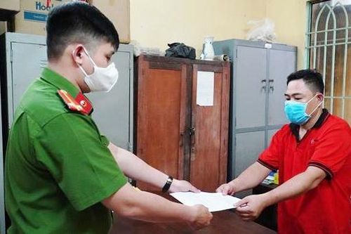 Xúc phạm đoàn kiểm tra phòng Covid-19, chủ quán cà phê bị xử phạt