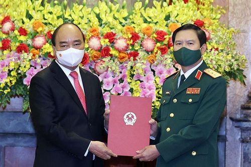 Chủ tịch nước trao quyết định bổ nhiệm Tổng Tham mưu trưởng Quân đội nhân dân Việt Nam