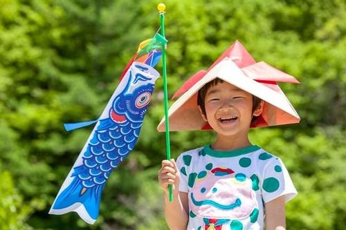 Trẻ em trên thế giới mừng Ngày Thiếu nhi thế nào?