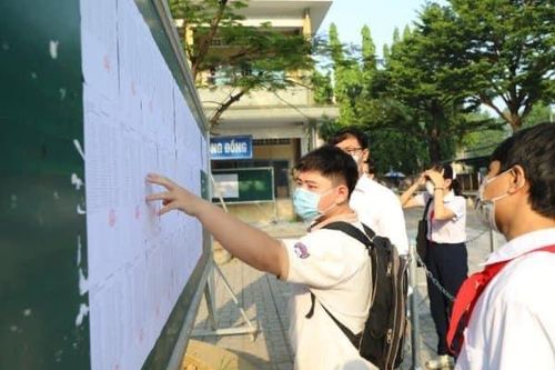 Đồng Nai xét nghiệm Covid-19 cho hơn 3.000 cán bộ tham gia kỳ thi tuyển sinh lớp 10