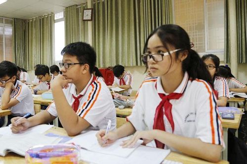 Gợi ý đáp án đề Ngữ Văn thi lớp 10 công lập tỉnh Nghệ An