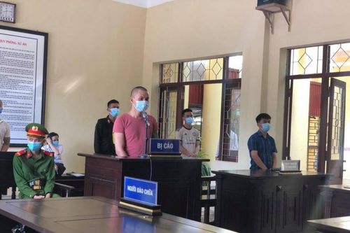 2 năm 6 tháng tù cho đối tượng chống người thi hành công vụ trong phòng chống COVID-19