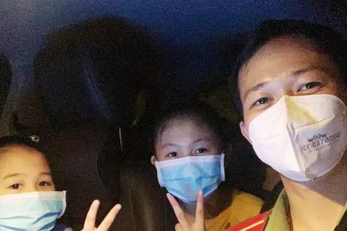 Nhiều chiến sỹ công an Bắc Giang hiến máu khẩn cấp cho trẻ vùng phong tỏa
