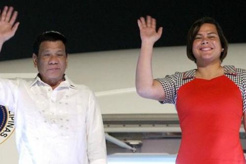 Tổng thống Philippines ủng hộ con gái, võ sĩ Pacquiao lên kế nhiệm