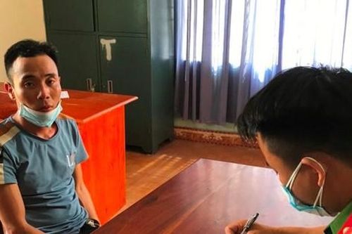 Phát hiện nhiều dao kiếm, súng trong nhà đối tượng 'ngáo đá'