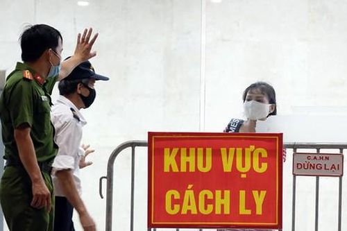 Hà Nội phong tỏa thêm một chung cư có người dương tính SARS-CoV-2