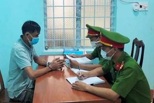Bắt quả tang 1 đối tượng tàng trữ trái phép chất ma túy