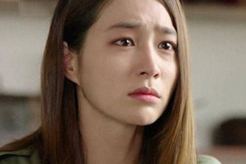 Khi con trai nghịch máy tính của chồng, bé bỗng nói 1 câu khiến tôi bàng hoàng bủn rủn tay chân