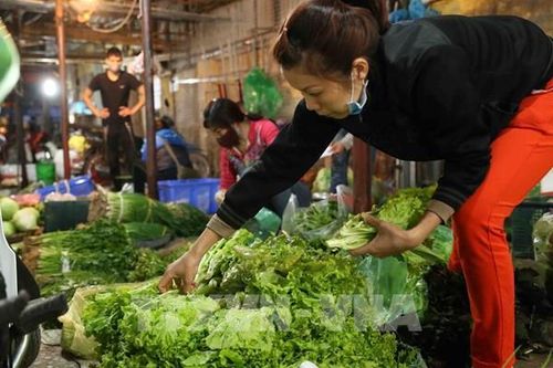 Thị trường thực phẩm giải nhiệt tăng 'nhiệt' ngày nắng nóng