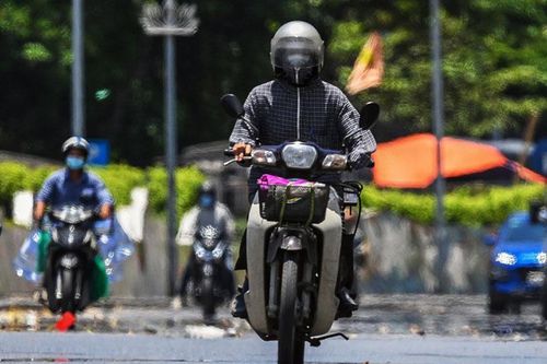 Nhiều nơi tiếp tục nắng nóng đặc biệt gay gắt hơn 40 độ C