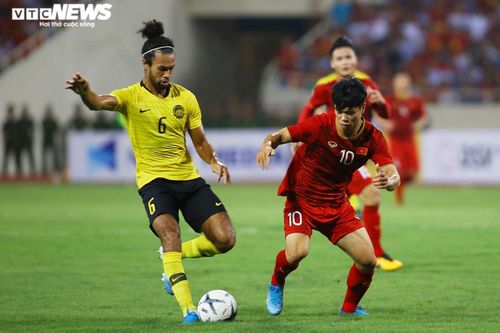 Vòng loại World Cup 2022: Tuyển Việt Nam hồi hộp xem Malaysia đấu UAE