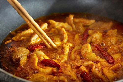 Triết lý yêu thương trong công thức nấu mì Quảng của master chef