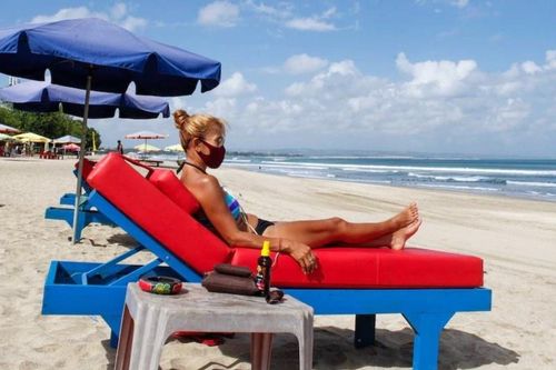 Mặc nguy cơ tái bùng dịch, Bali đón khách quốc tế trở lại vào tháng 7