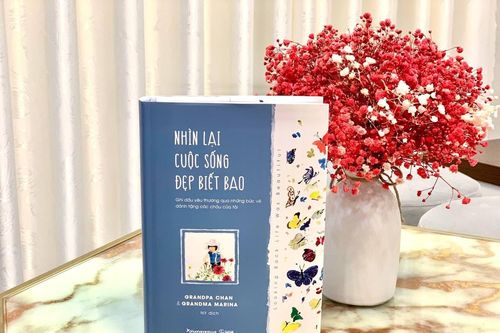 Ông, bà viết sách tặng các cháu