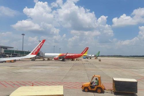 Phú Quốc đề xuất tạm ngưng các chuyến bay đến ''đảo ngọc''