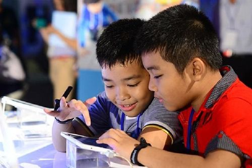 Bảo vệ trẻ em trên môi trường mạng