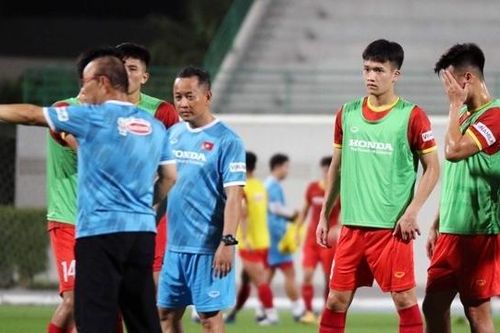 Bảng G vòng loại World Cup 2022 khu vực châu Á: Đội tuyển Việt Nam vững bị trí đầu; HLV Indonesia tuyên bố sẽ thắng ông Park