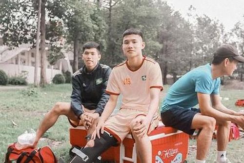 Bất ngờ 2 tài năng trẻ của SLNA chấn thương nặng bị lãng quên suốt 2 tháng