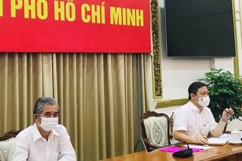 Các tỉnh 'đòi' cách ly, TPHCM lập tức phản ứng