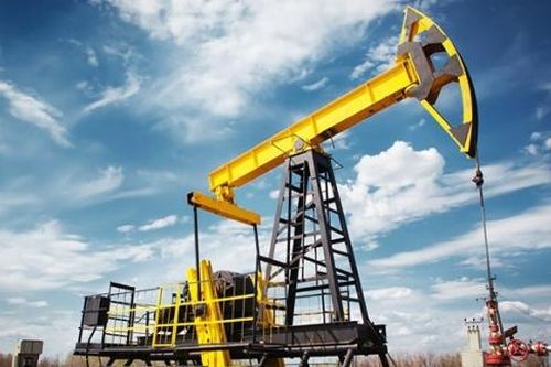 Dầu thô vẫn chịu sức ép lớn